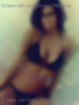 I hope to have a threesome for partner for fun with 2 women.